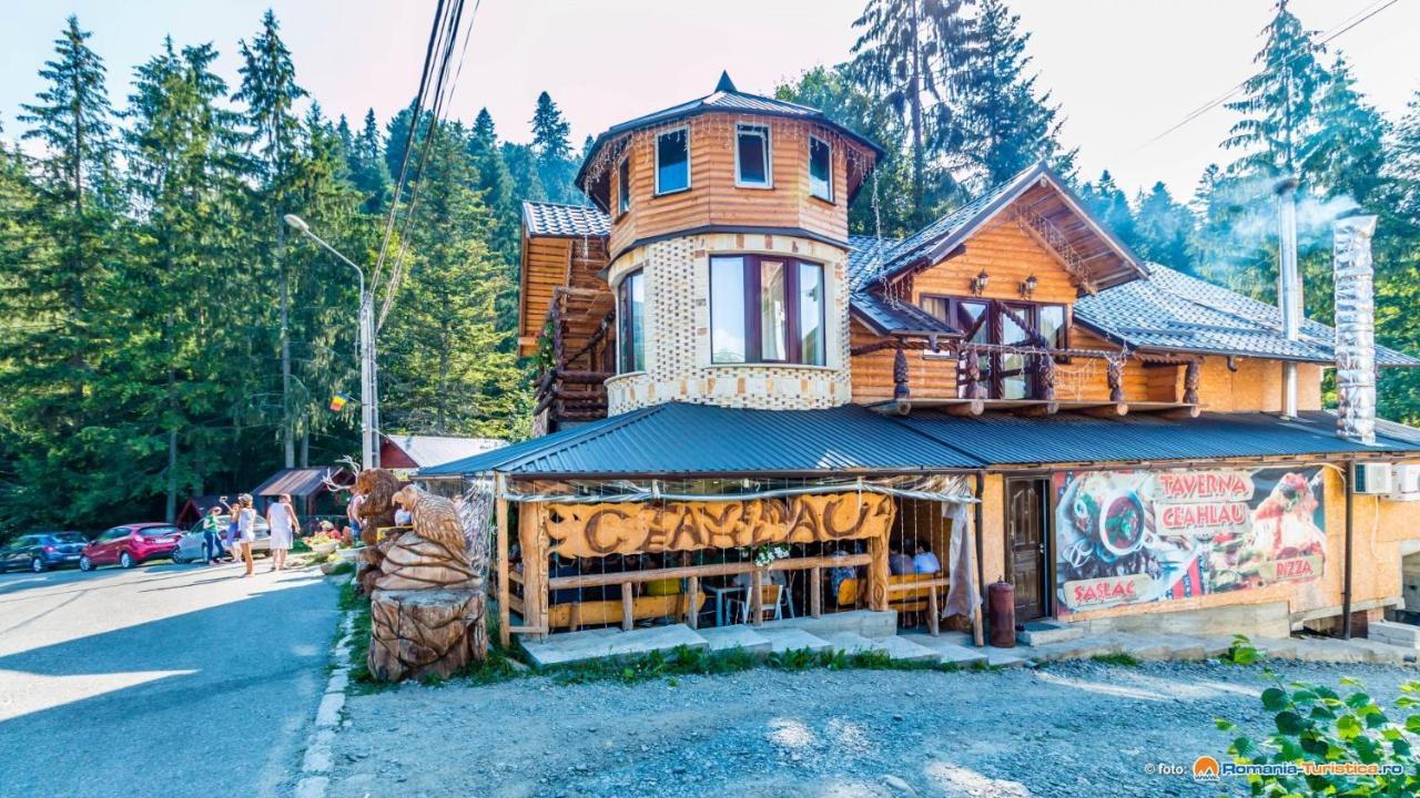 Taverna Ceahlau Durău Exterior photo